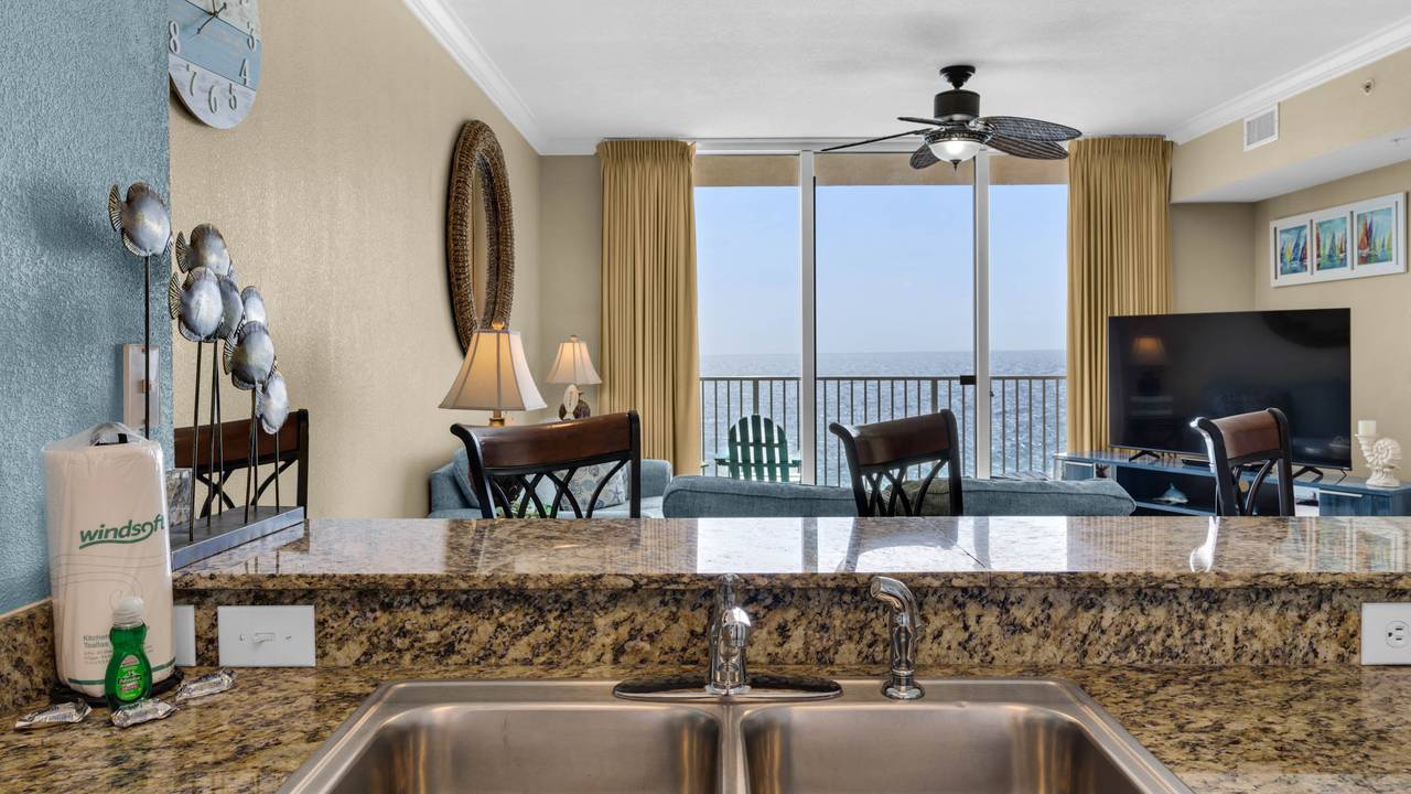 Tidewater 1312 Kitchen & Living Area w/ Gulf views Tidewater 1312 Kitchen & Living Area w/ Gulf views