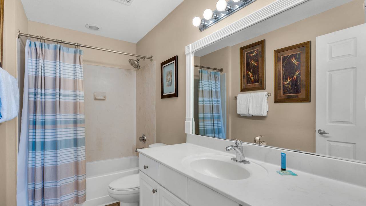 Tidewater 1312 Bathroom Tidewater 1312 Bathroom