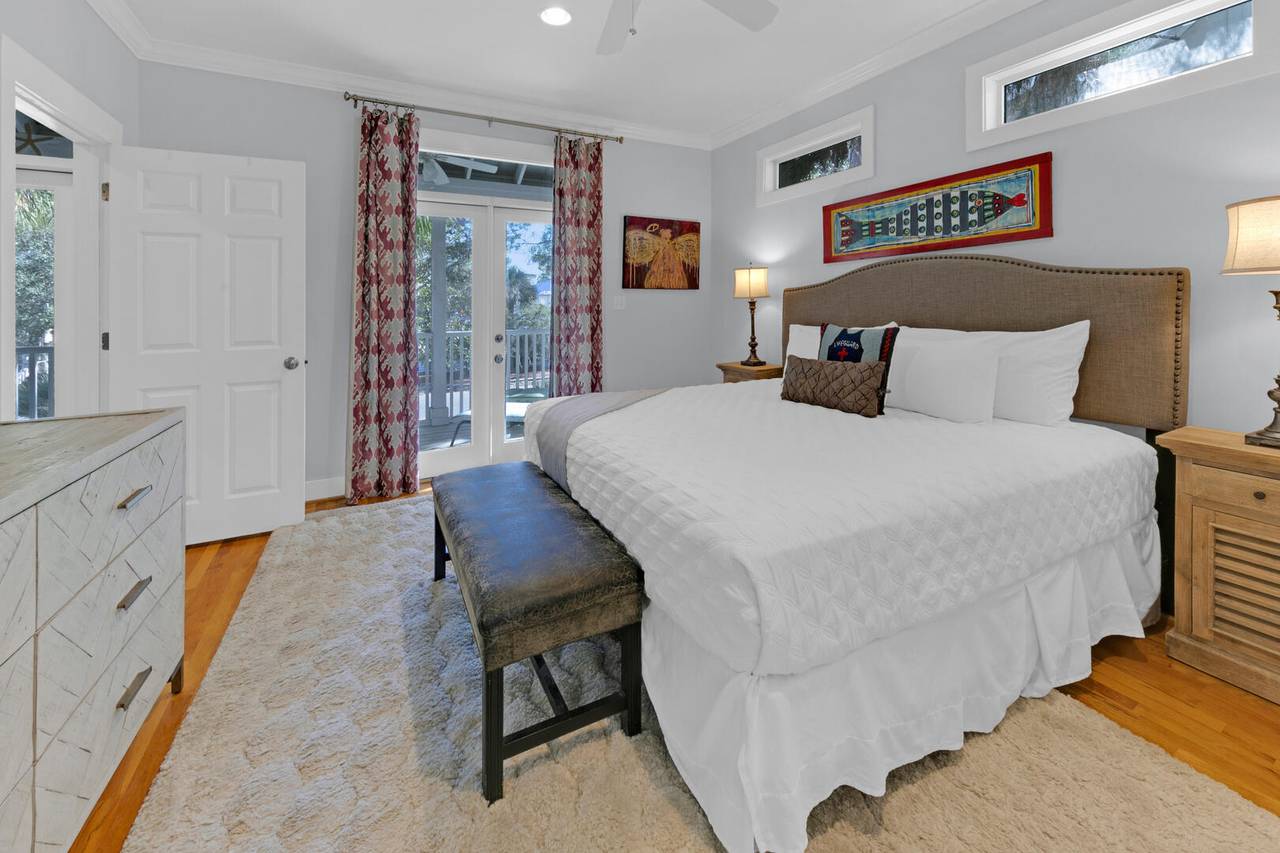 Happy ours bedroom Happy ours bedroom