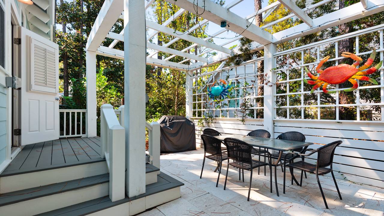 Happy Ours Alfresco & BBQ grill area Happy Ours Alfresco & BBQ grill area