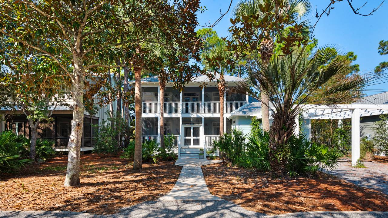 Happy ours exterior Happy ours exterior