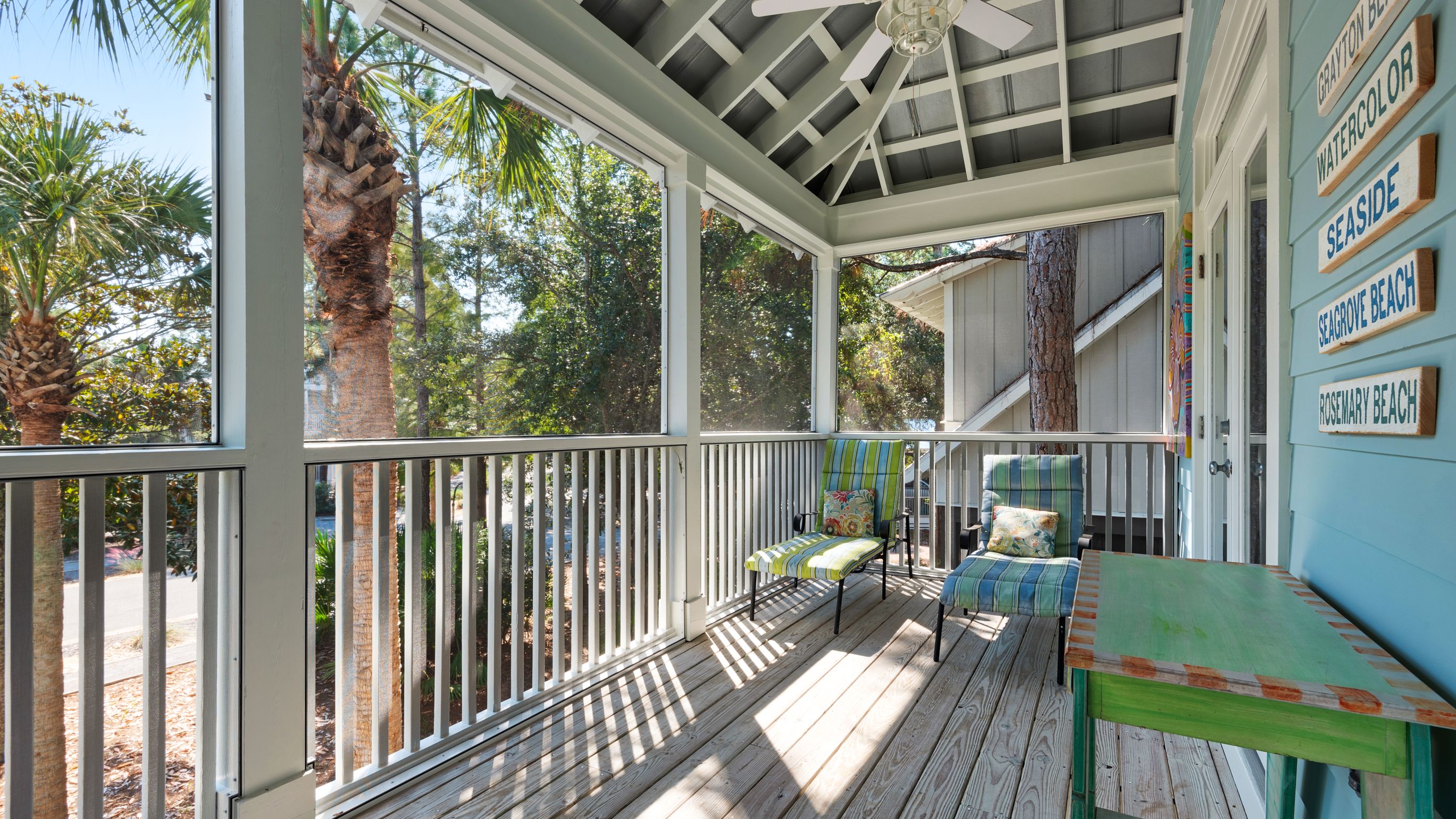 Happy ours deck area