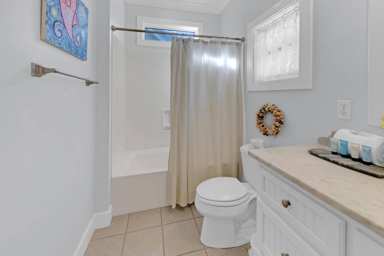 Happy ours bathroom Happy ours bathroom