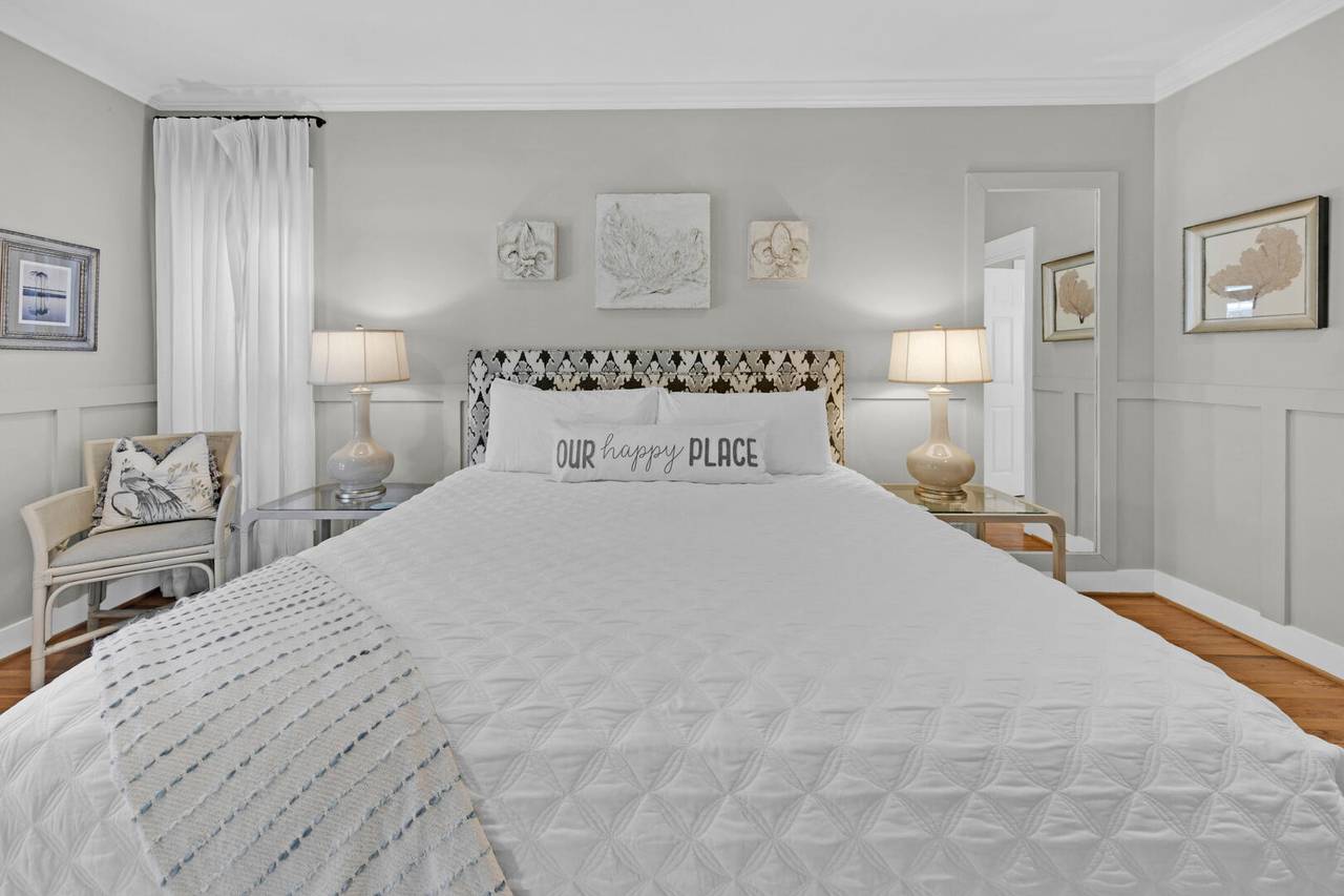 Happy ours bedroom Happy ours bedroom