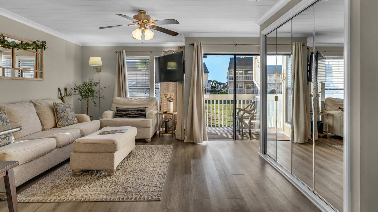 Sandpiper Cove 8120 Living Area Sandpiper Cove 8120 Living Area