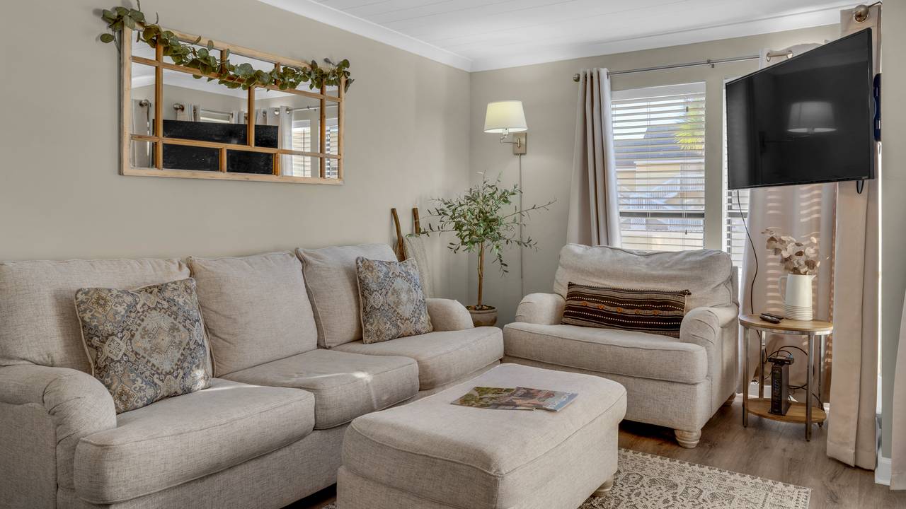 Sandpiper Cove 8120 Living Area Sandpiper Cove 8120 Living Area