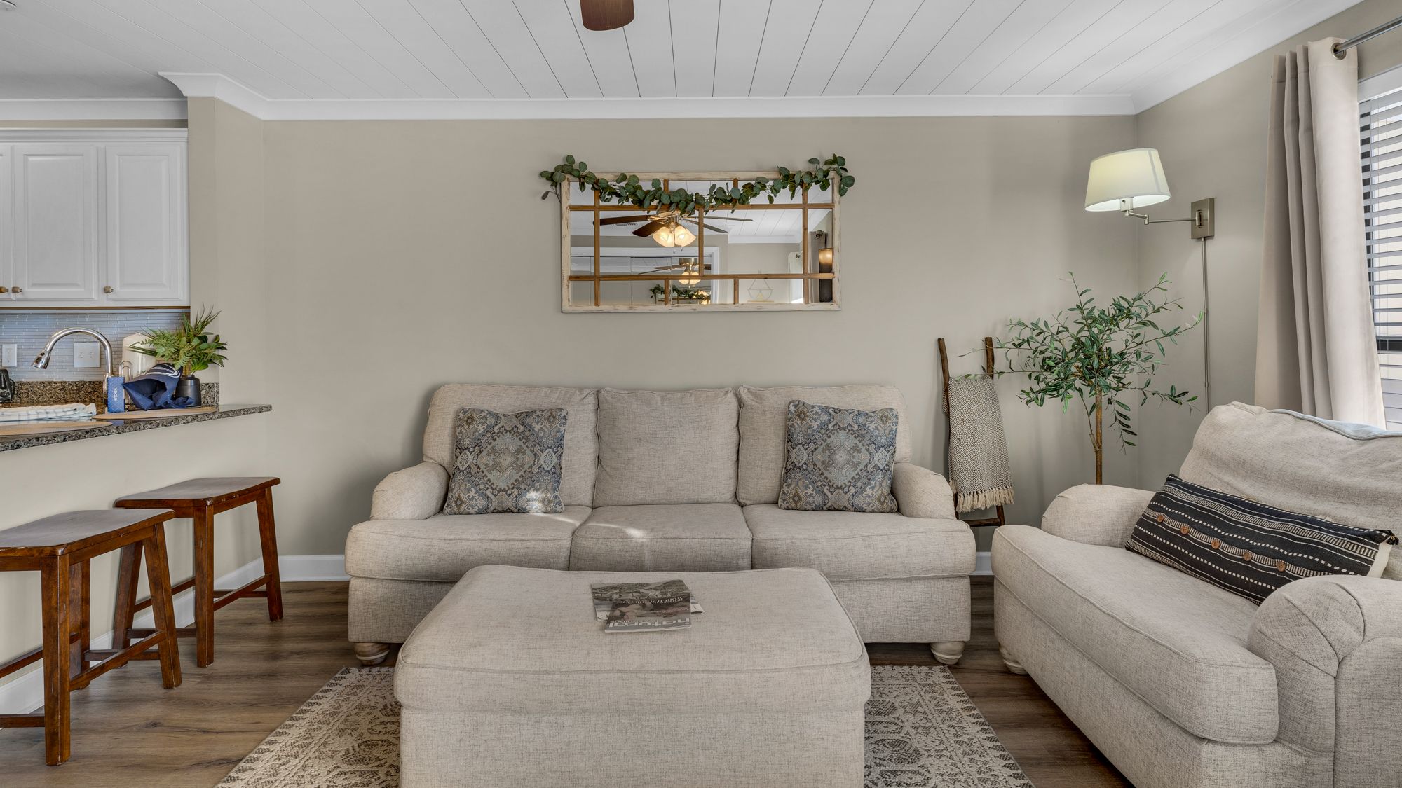 Sandpiper Cove 8120 Living Area