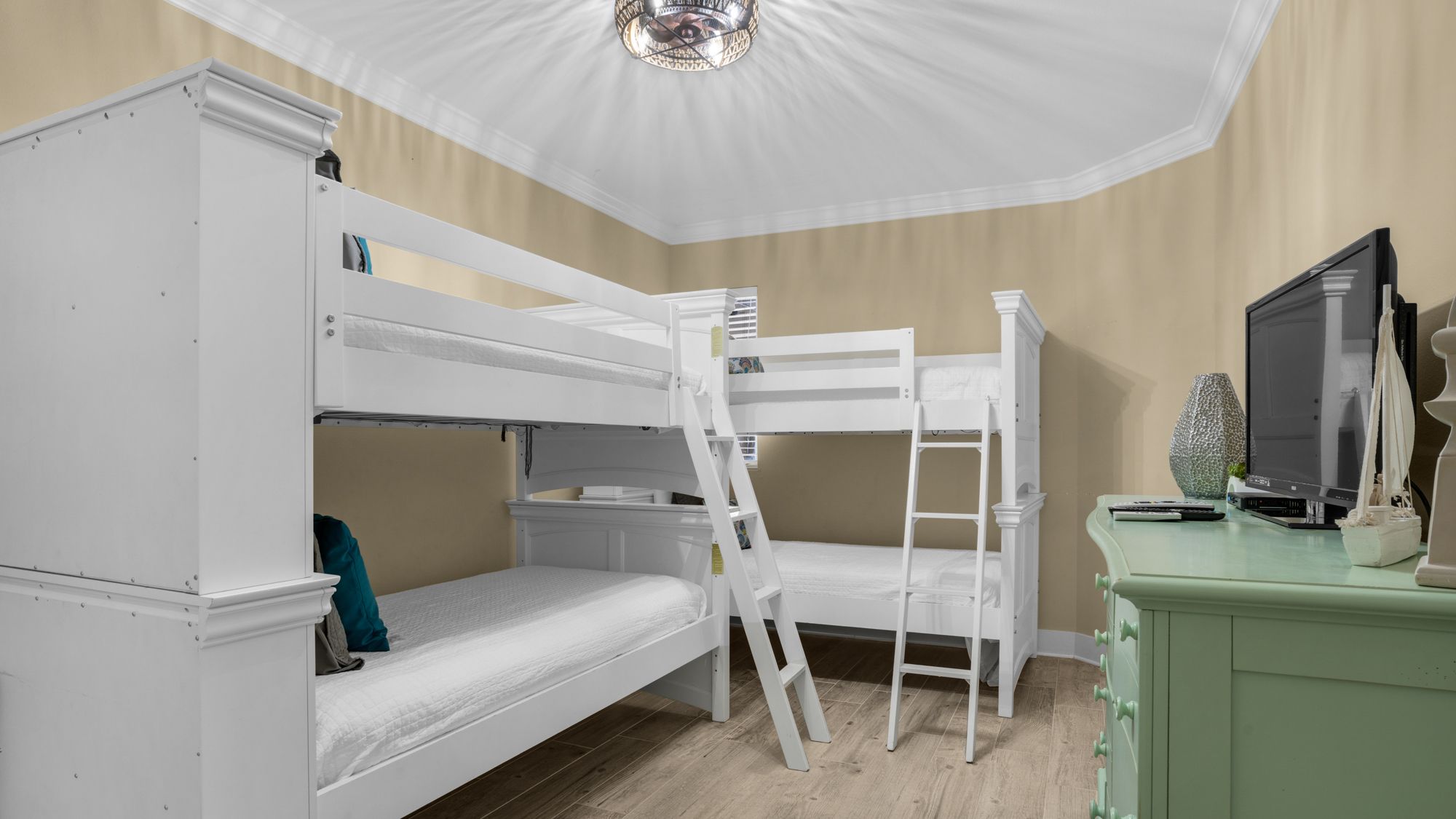 Villas at Seagrove B101 Bedroom