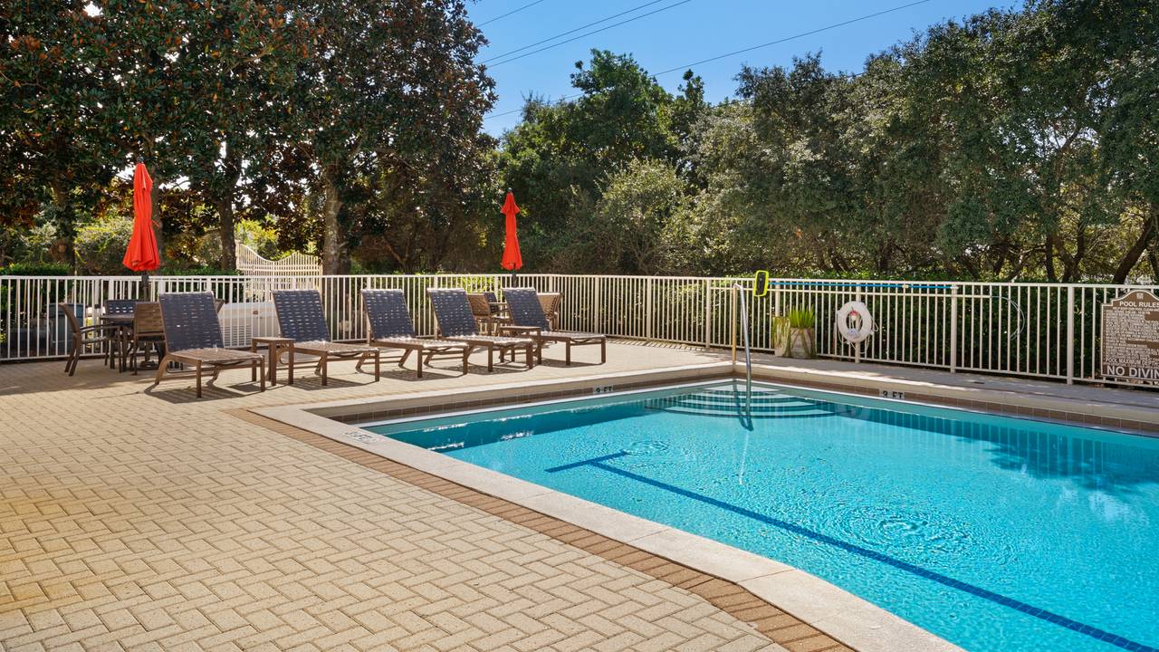 Villas at Seagrove Pool Villas at Seagrove Pool