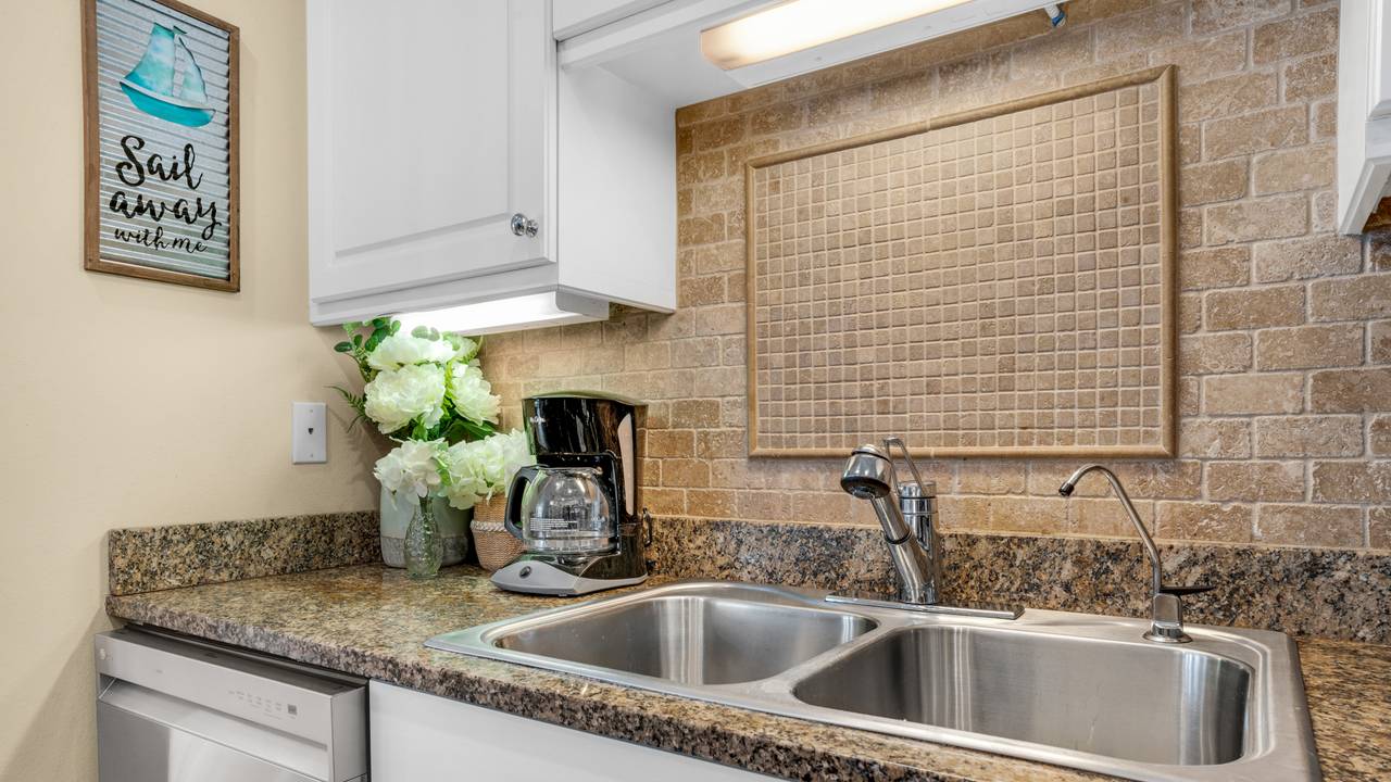 Villas at Seagrove B101 Kitchen Villas at Seagrove B101 Kitchen