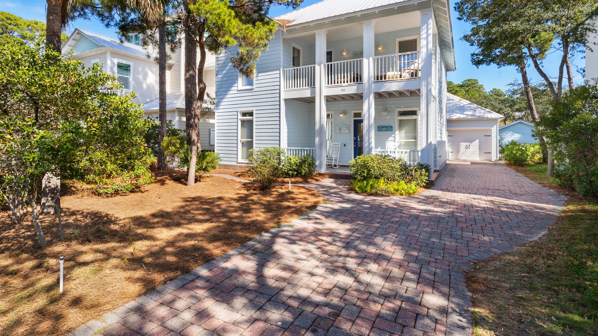 The Ocean Pearl Exterior