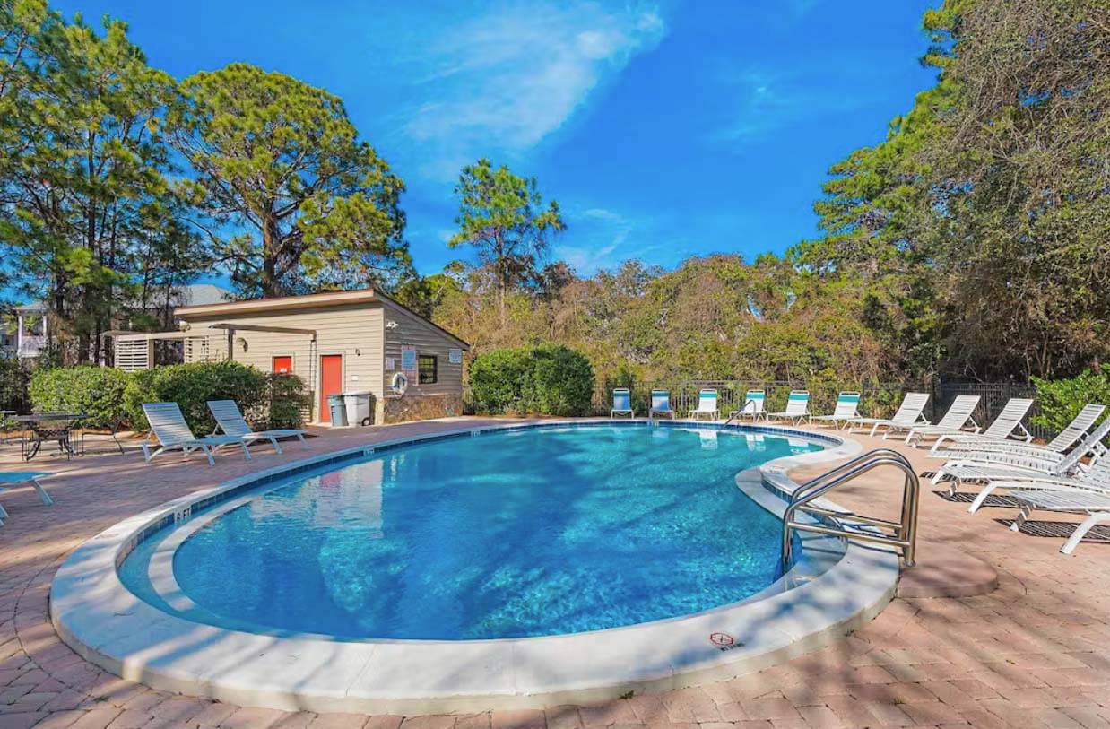 The Ocean Pearl Pool