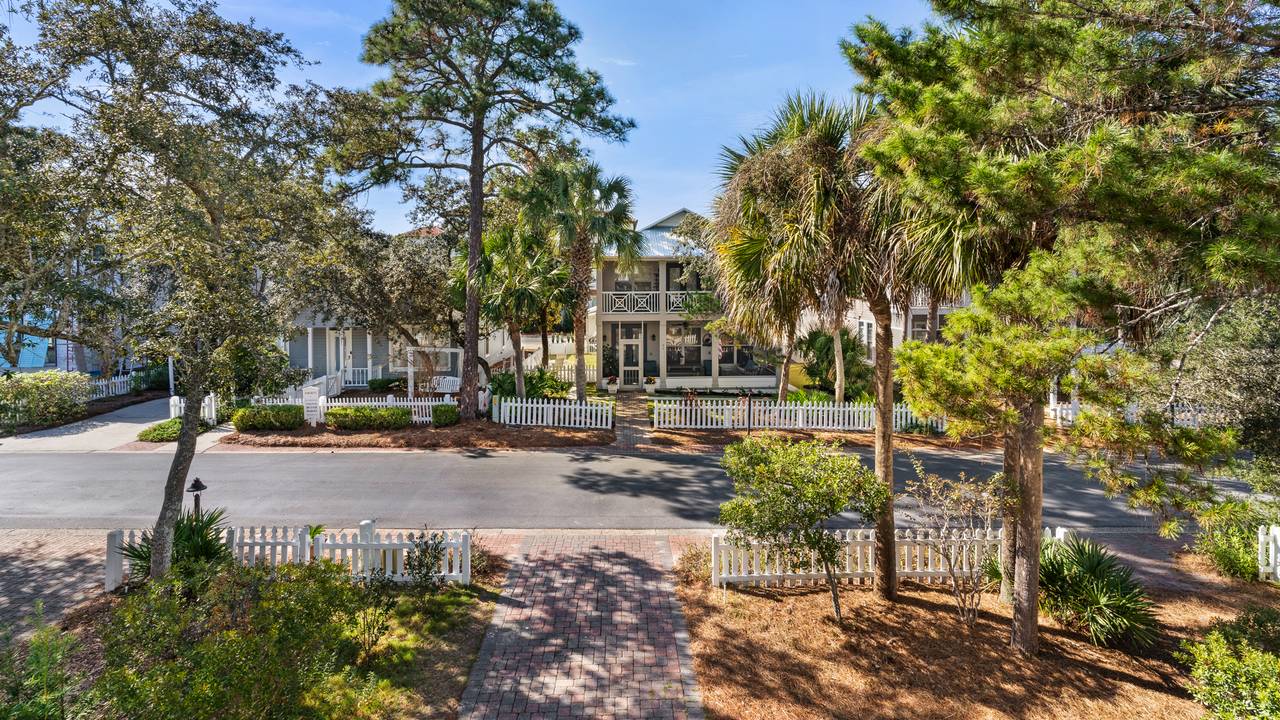 The Ocean Pearl Balcony View The Ocean Pearl Balcony View