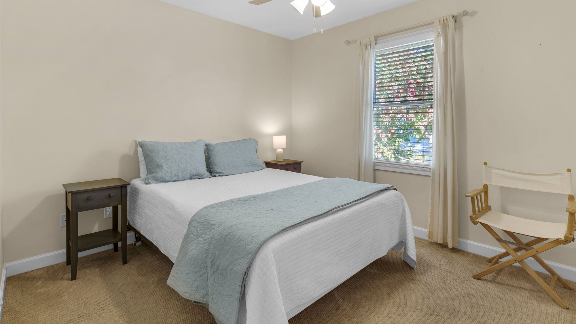 The Ocean Pearl Bedroom