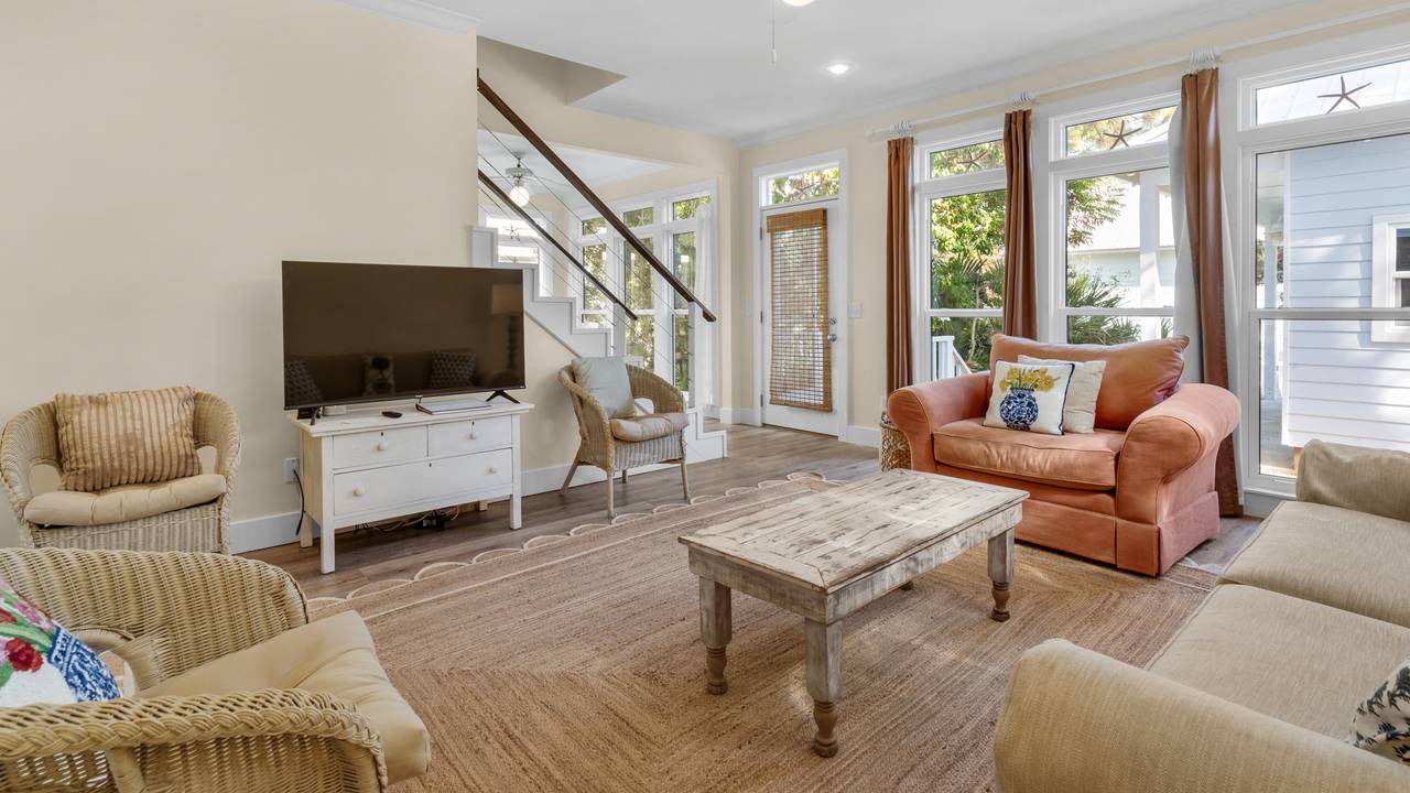 The Ocean Pearl Living Area The Ocean Pearl Living Area