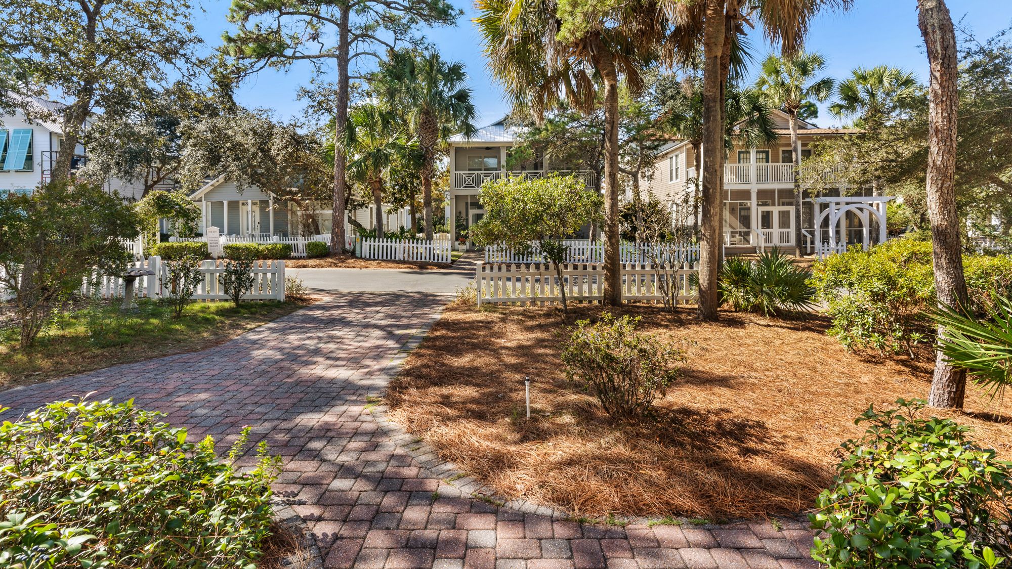 The Ocean Pearl Exterior