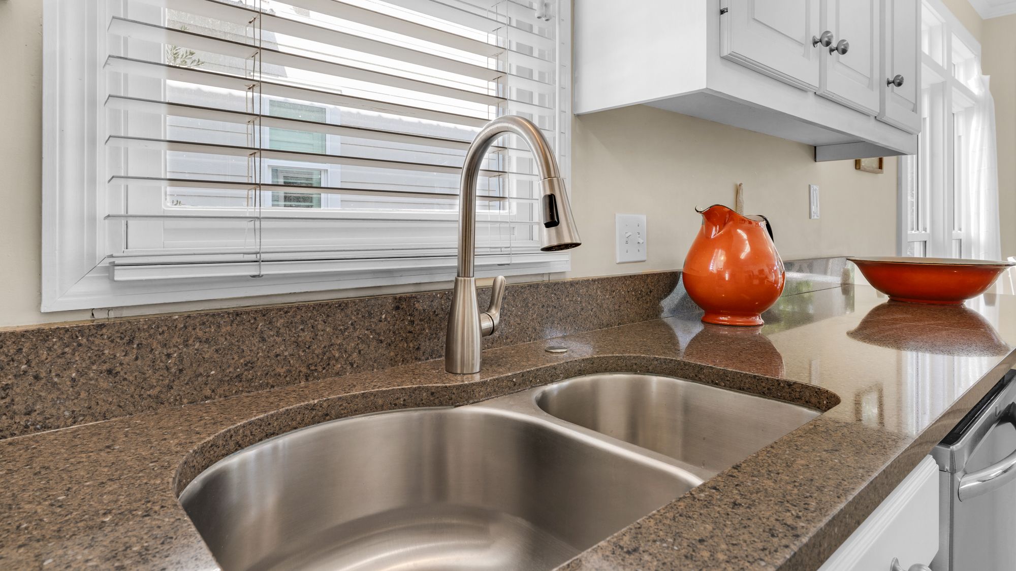 The Ocean Pearl Kitchen