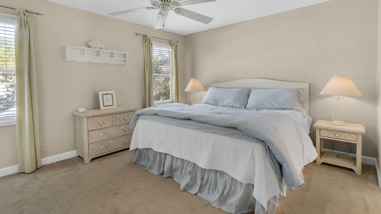 The Ocean Pearl Bedroom The Ocean Pearl Bedroom