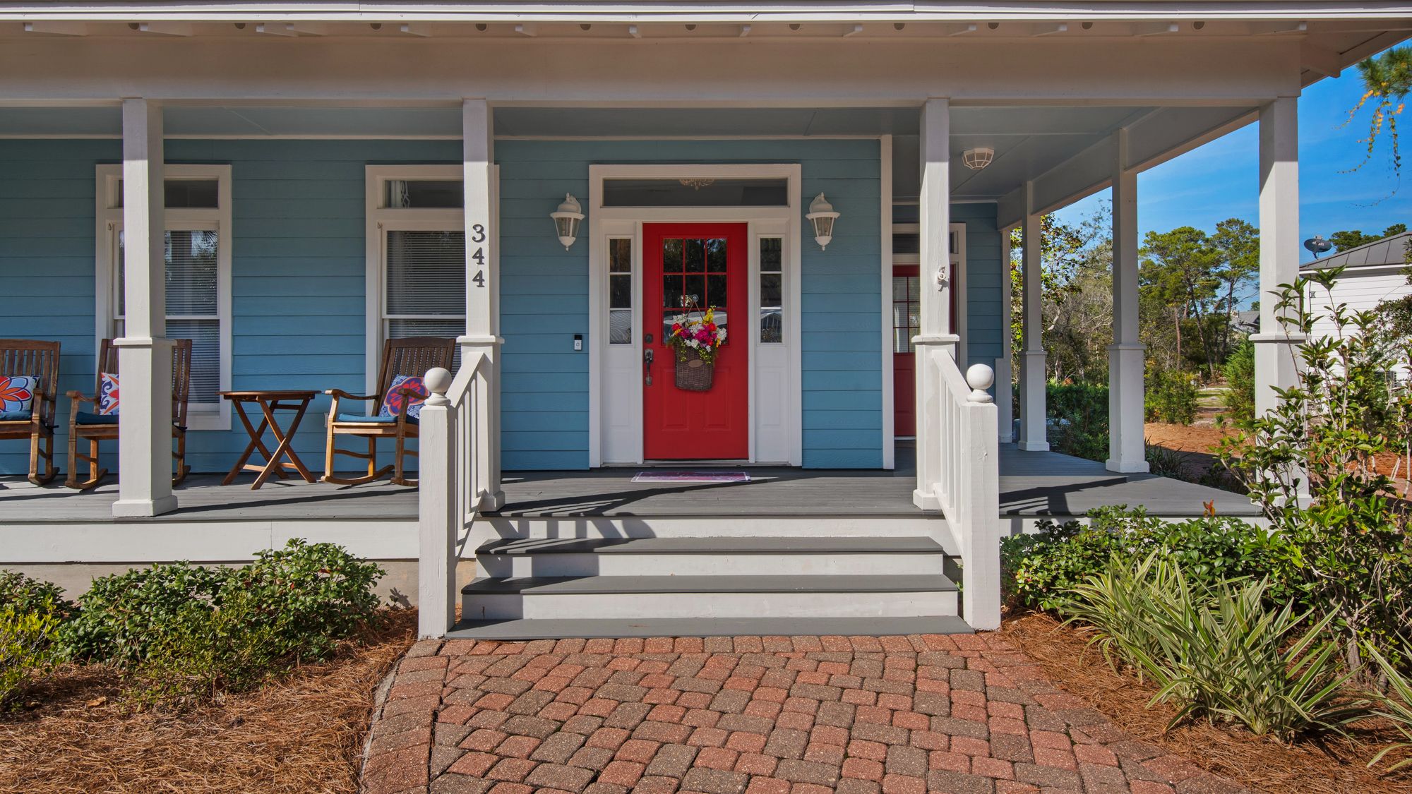 Gone Gulfin Exterior