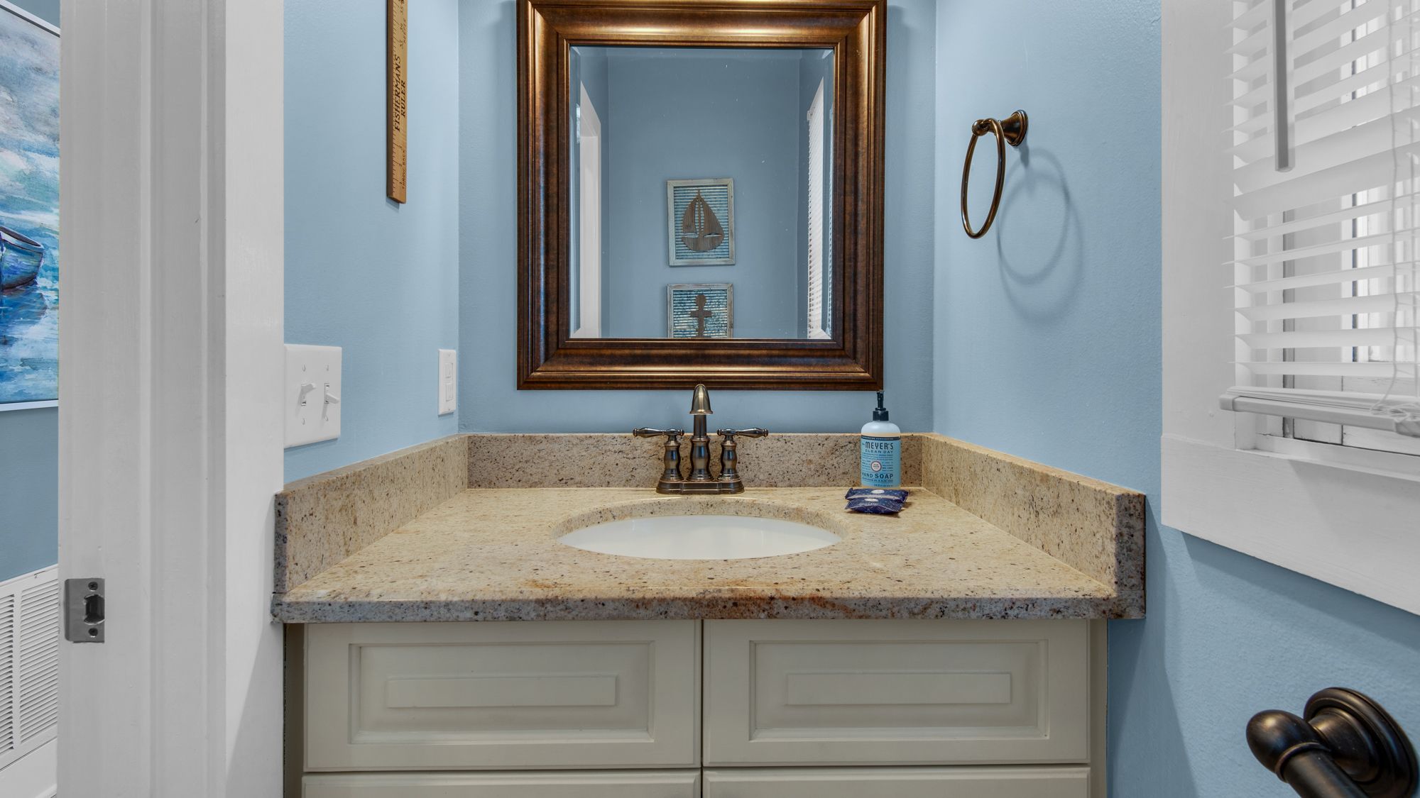 Gone Gulfin Half Bath 