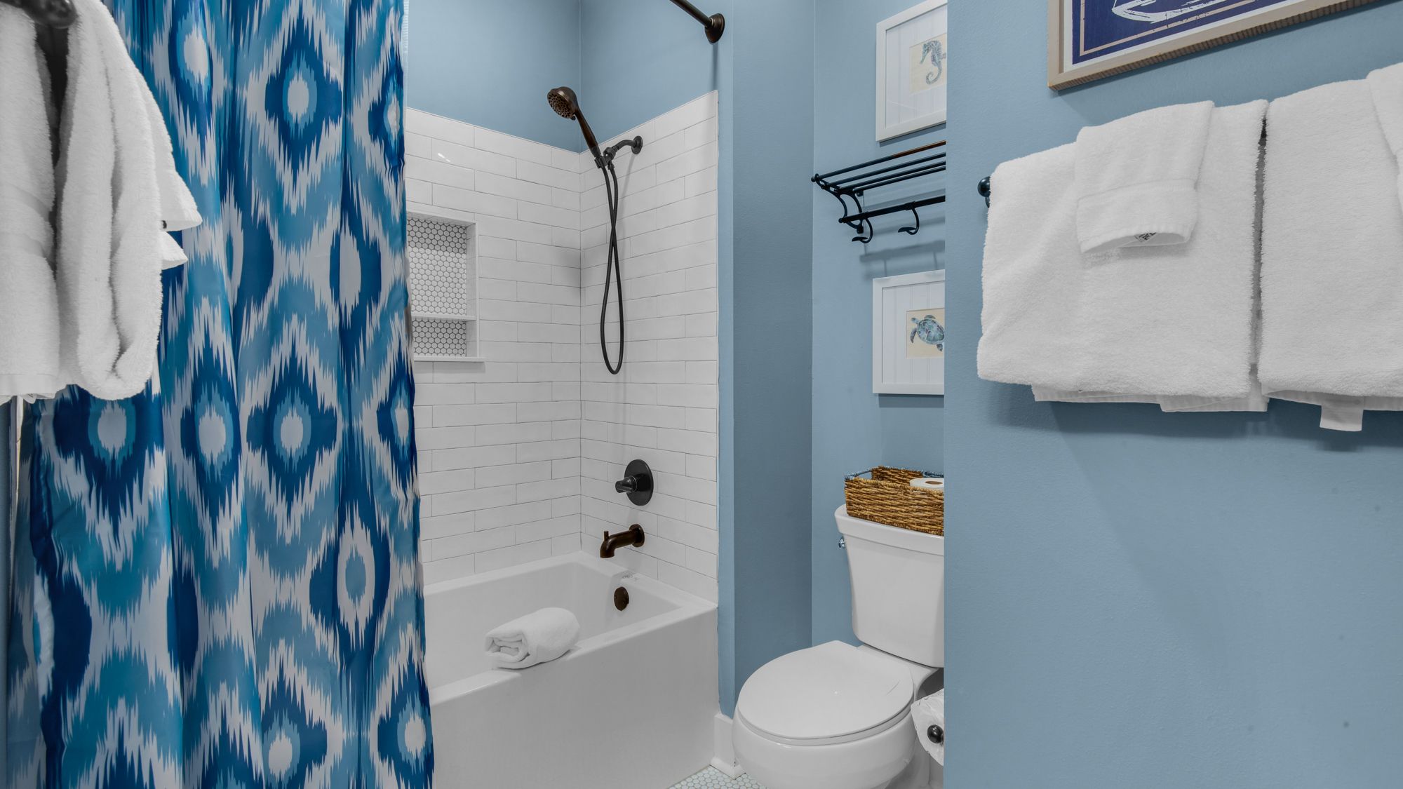 Gone Gulfin Bathroom