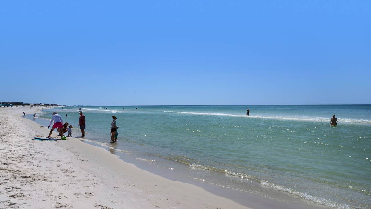 Dunes Estates Grounds & Amenities Dunes Estates Grounds & Amenities