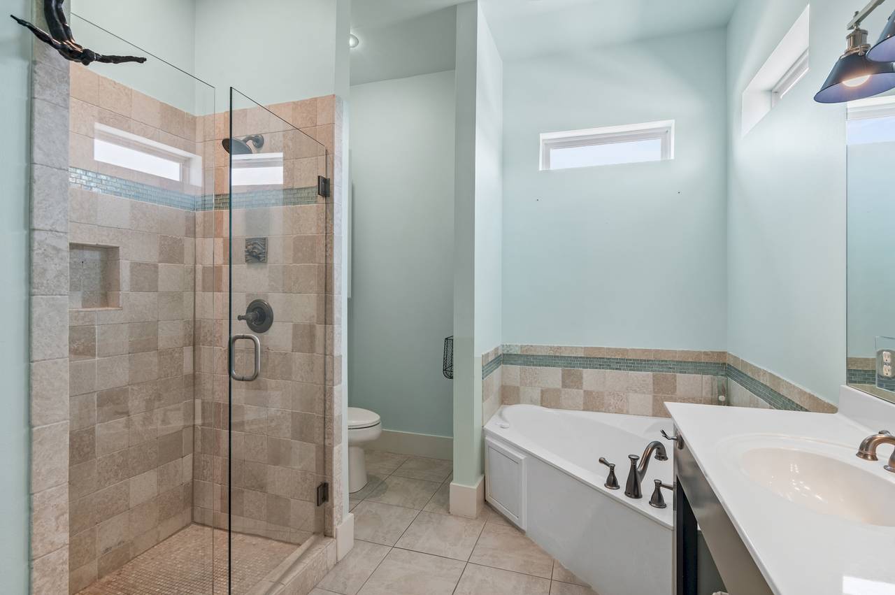 Endless Summer Bathroom Area Endless Summer Bathroom Area