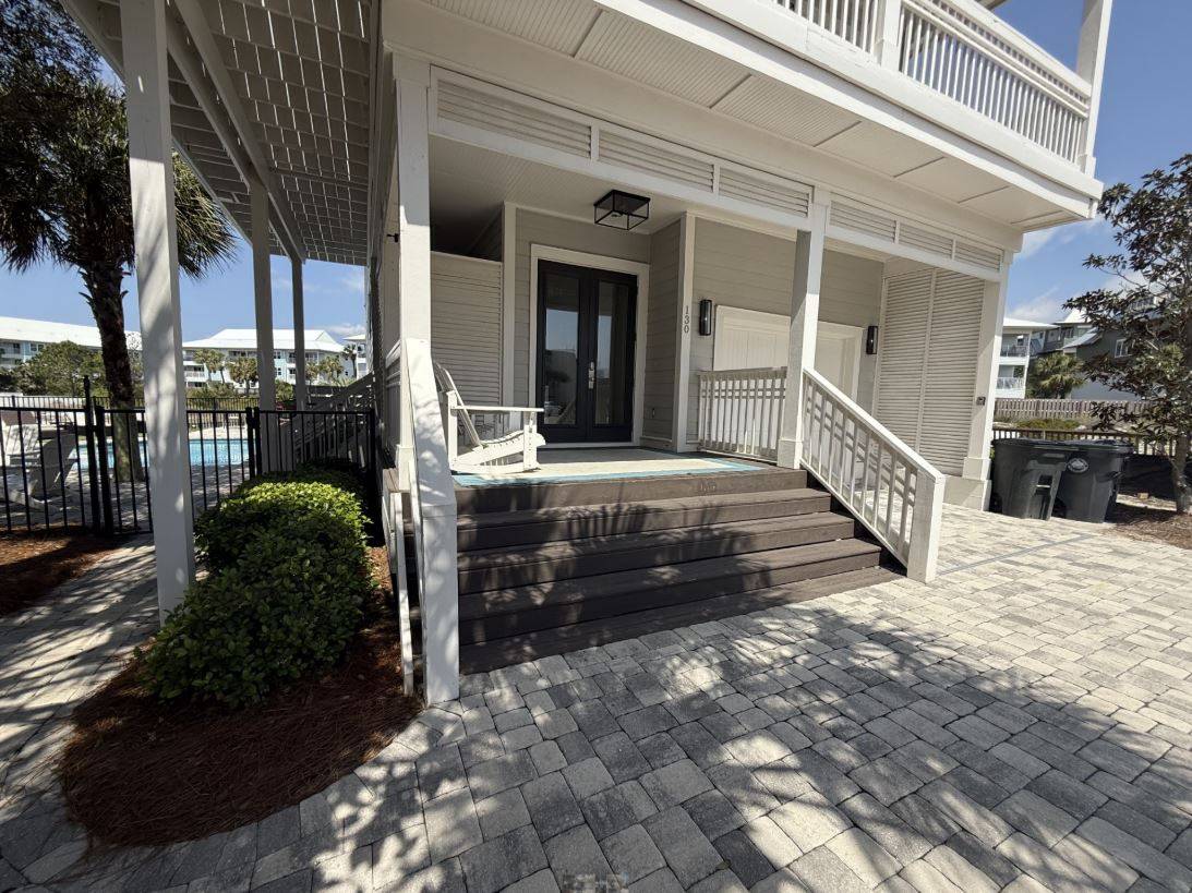 Endless Summer Exterior