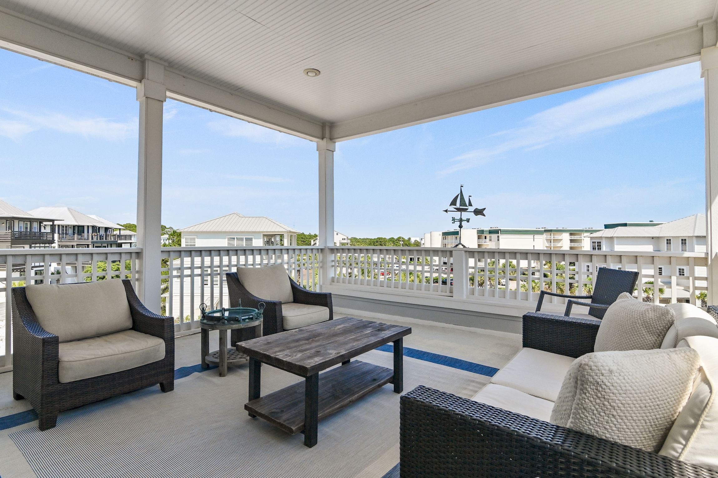 Endless Summer Balcony