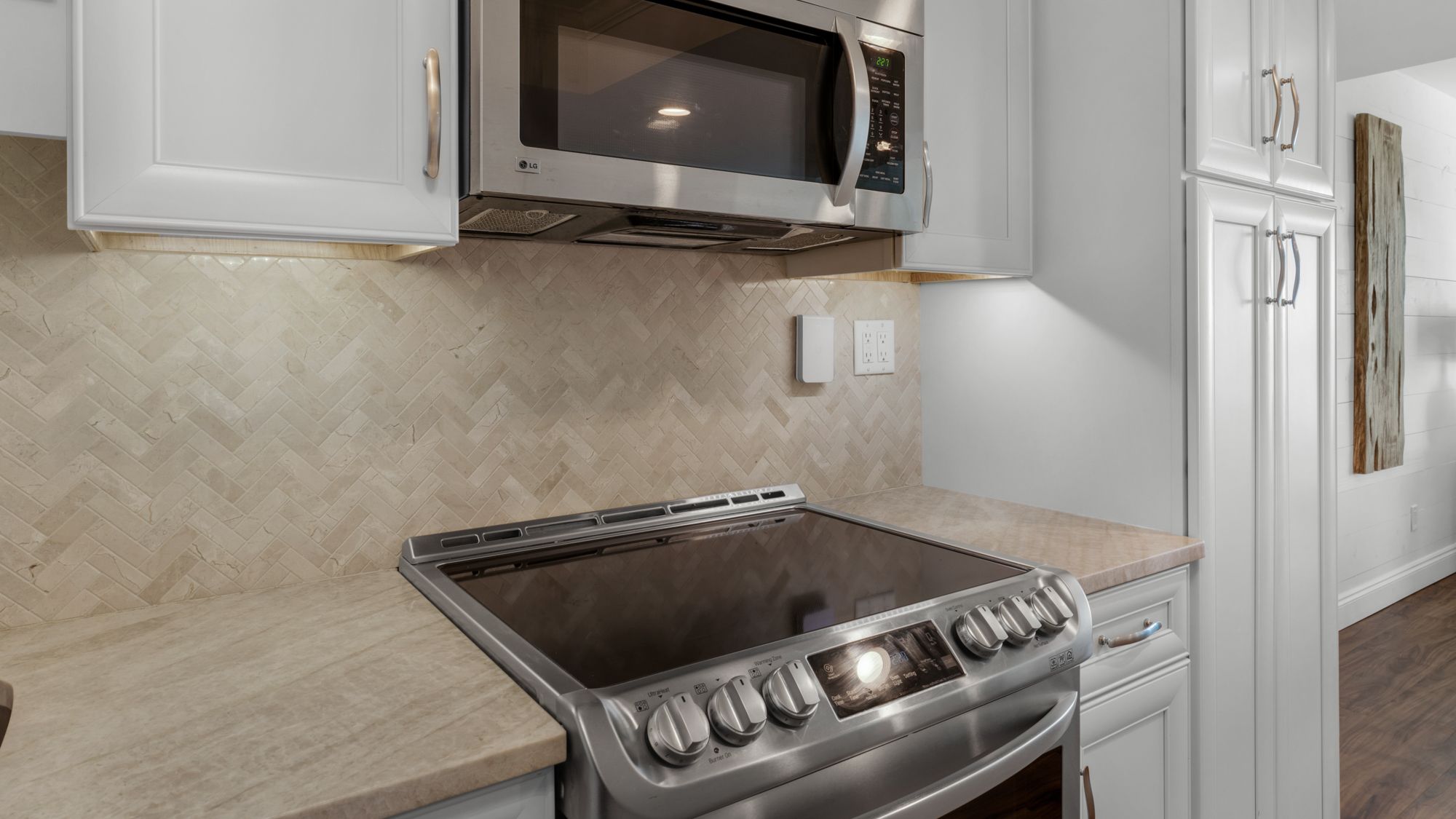 BeachCrest 302 Kitchen