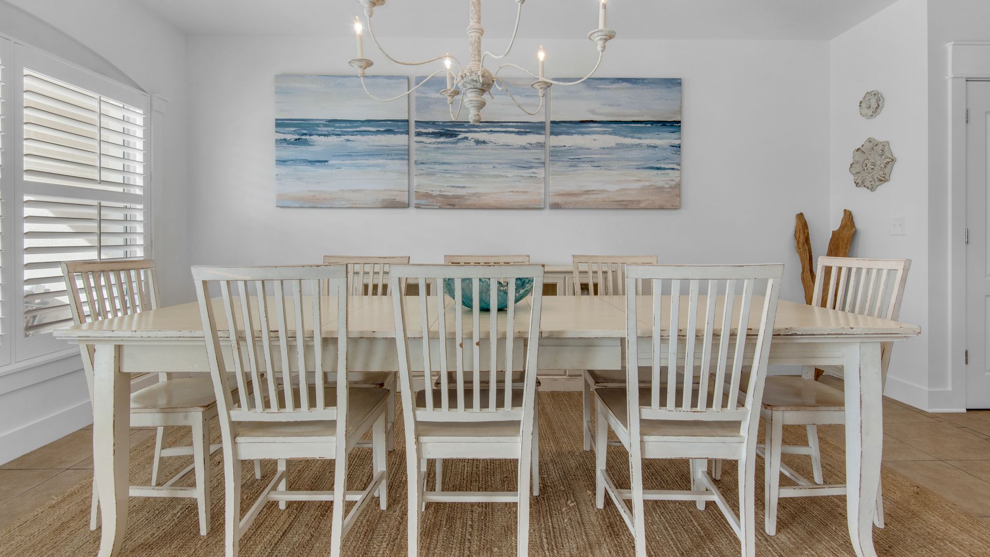 Villas at Seagrove A101 Dining Table