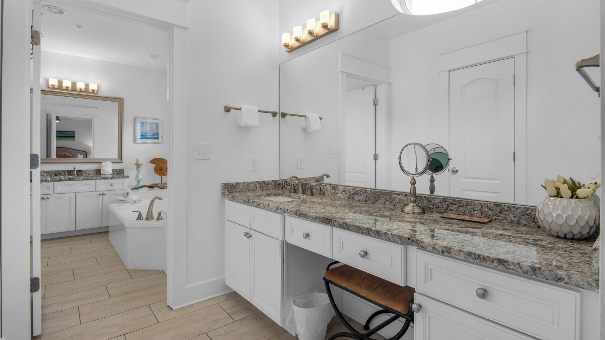 Villas at Seagrove A101 Bathroom