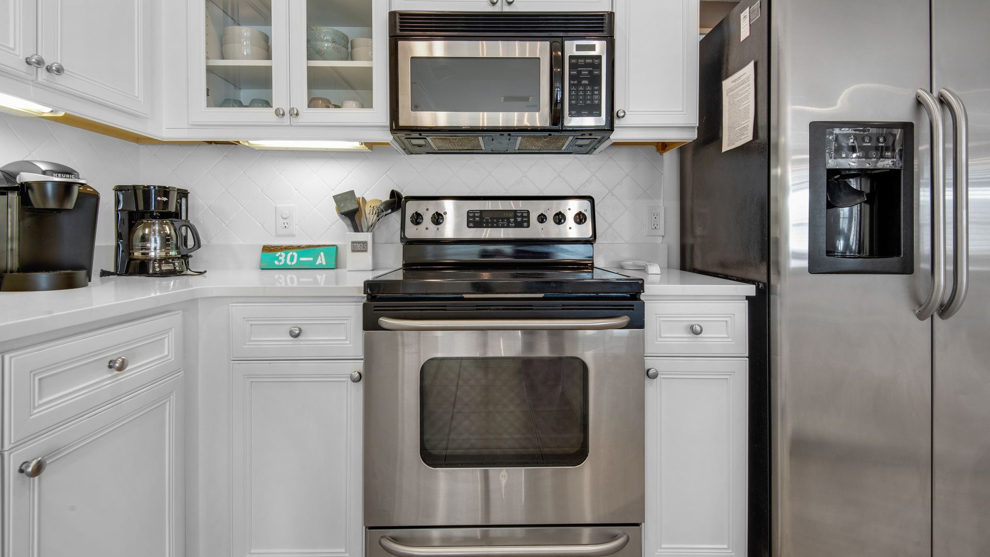 Villas at Seagrove A101 Kitchen