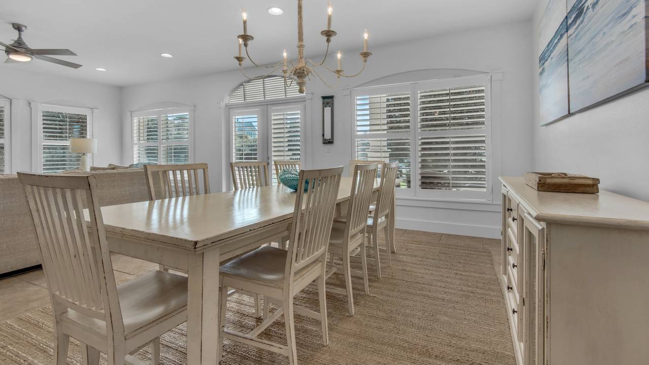 Villas at Seagrove A101 Dining Table Villas at Seagrove A101 Dining Table