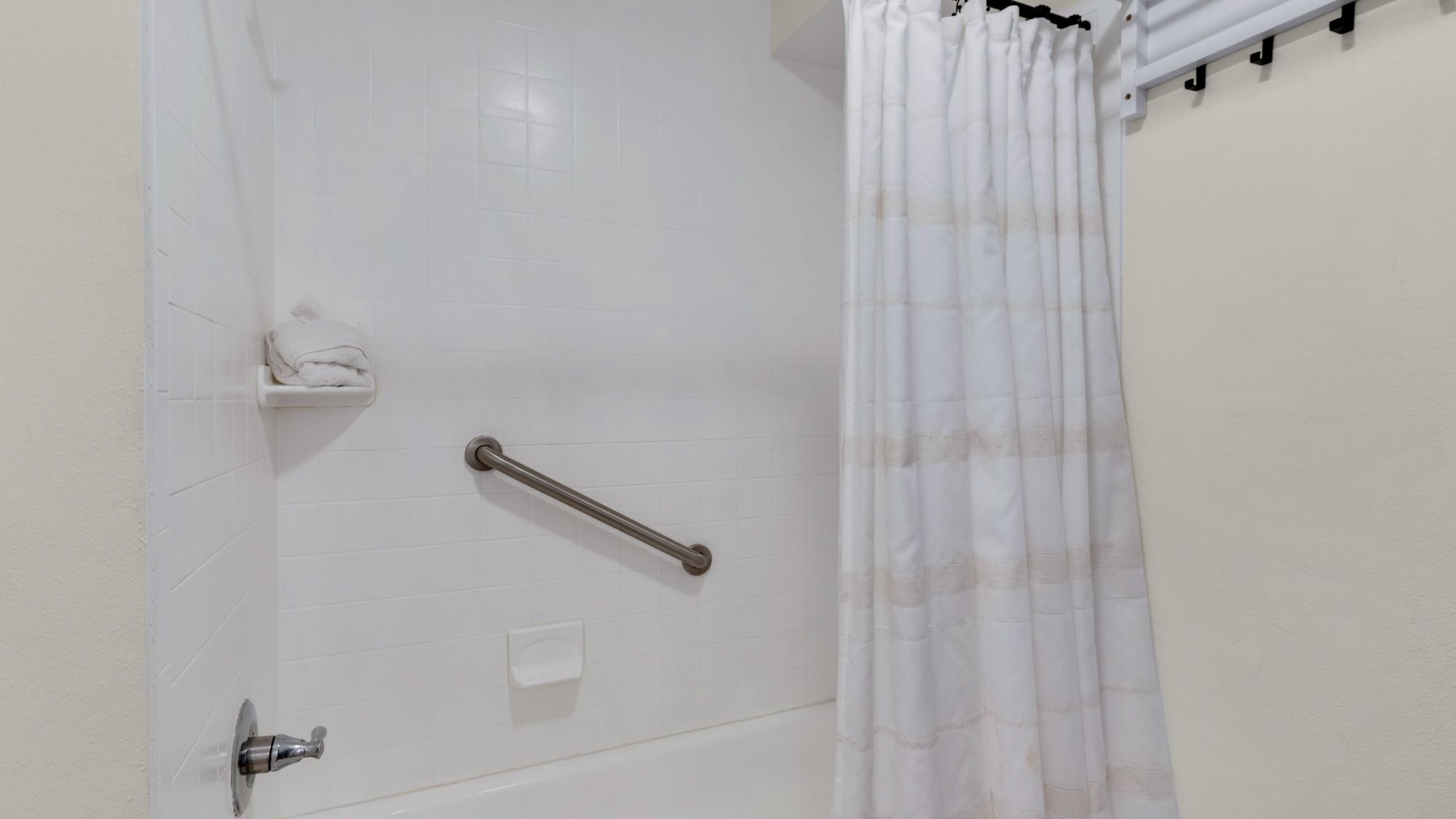 Eastern Shores 103 Bathroom