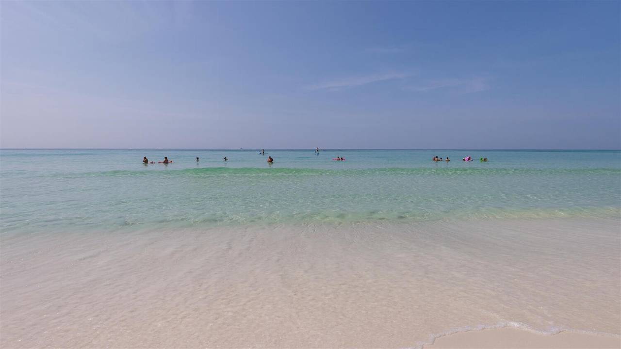 Eastern Shores Beach Eastern Shores Beach