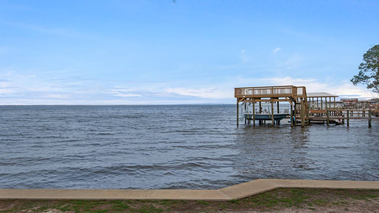 1112NEL Exterior 1112NEL Exterior