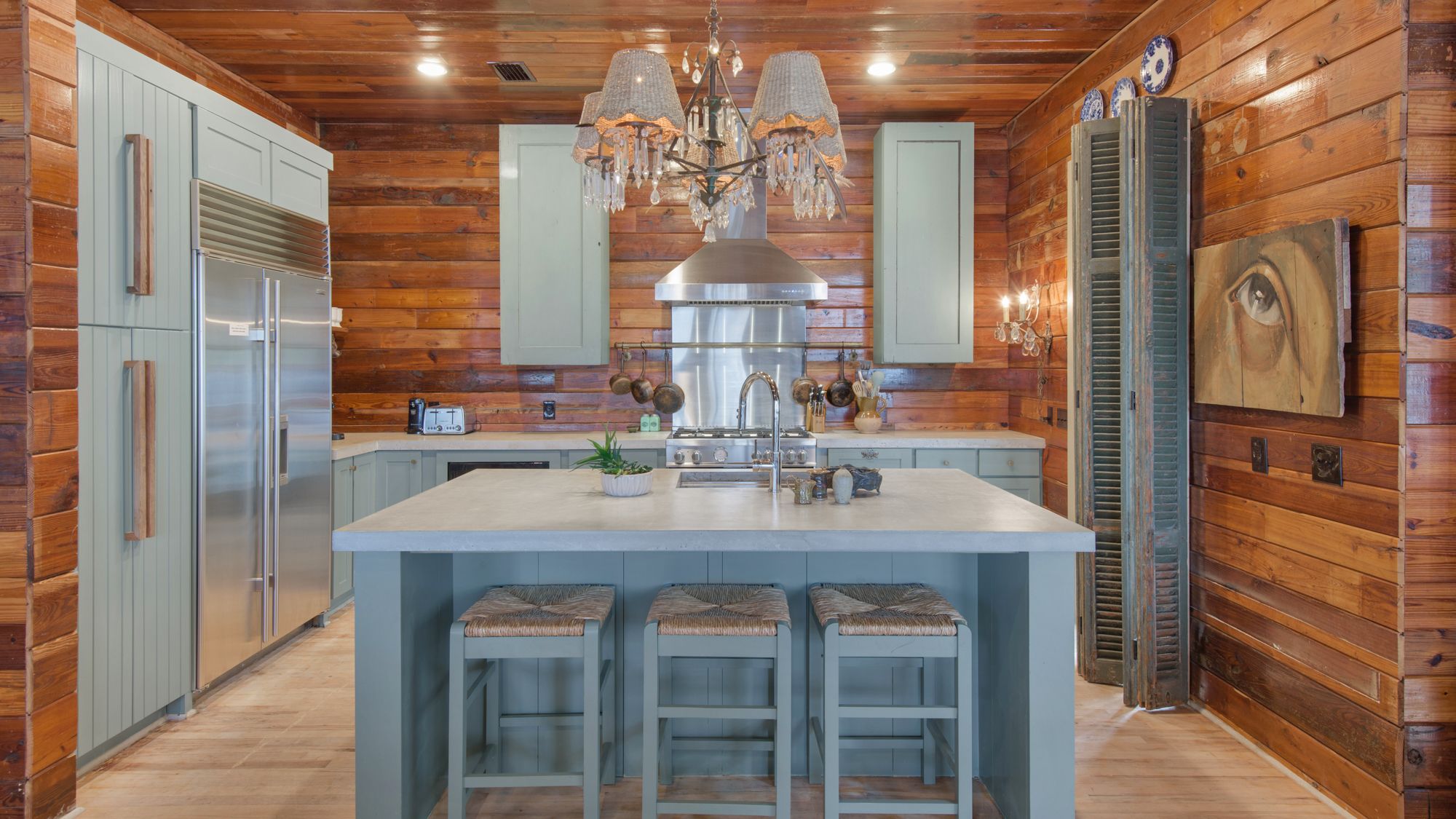 1112NEL Kitchen Area