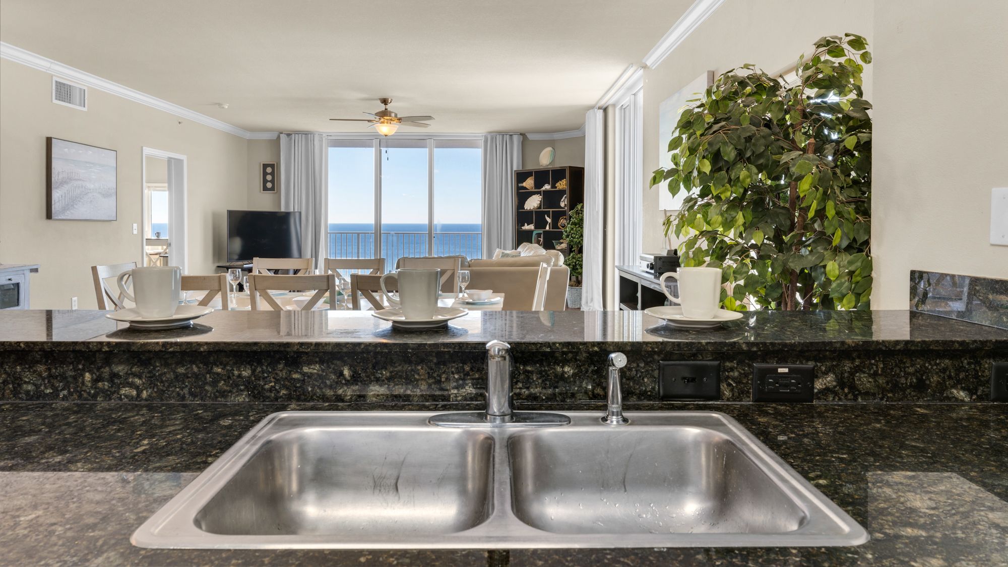 Tidewater 1301 Kitchen