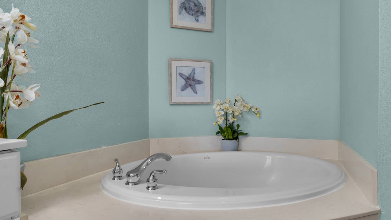 Tidewater 1301 Bathroom Tidewater 1301 Bathroom