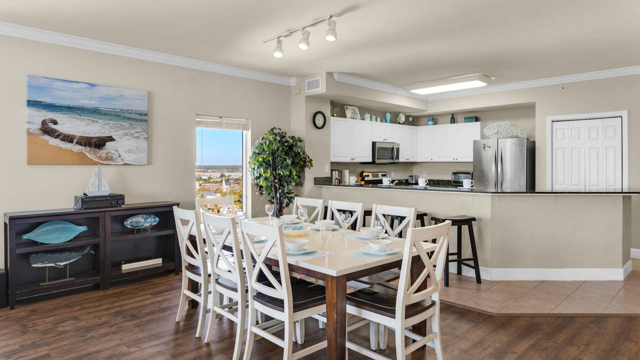 Tidewater 1301 Dining Table and Kitchen Tidewater 1301 Dining Table and Kitchen