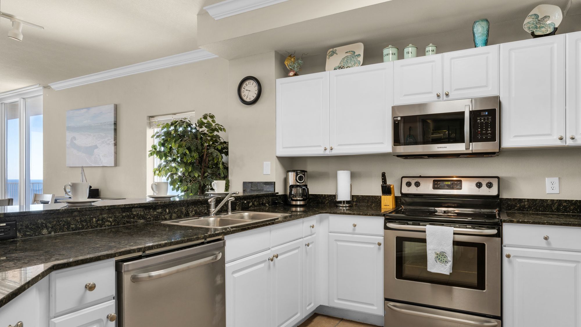 Tidewater 1301 Kitchen