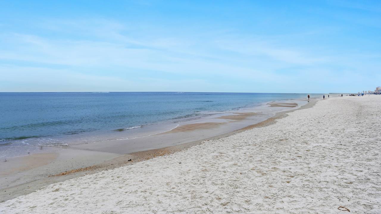 MD405 Beach Area MD405 Beach Area