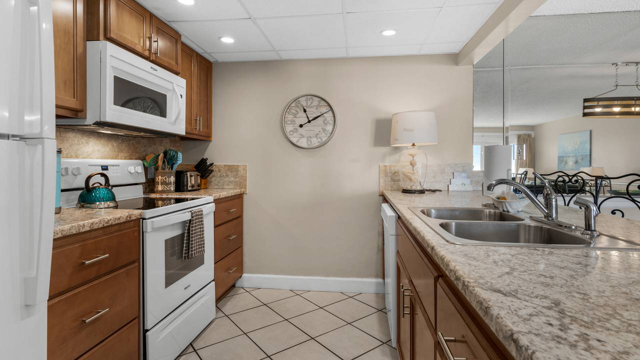 Moondrifter 405 Kitchen Moondrifter 405 Kitchen