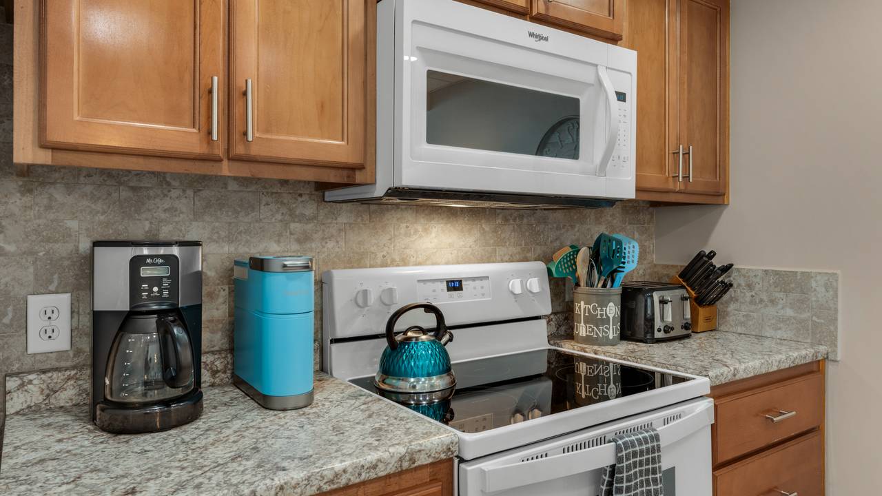 Moondrifter 405 Kitchen Moondrifter 405 Kitchen