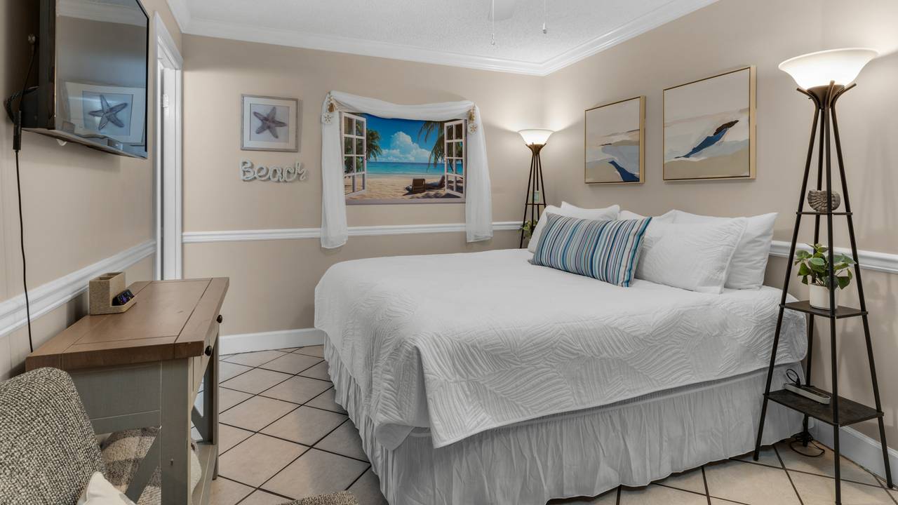 Moondrifter 405 Bedroom Moondrifter 405 Bedroom