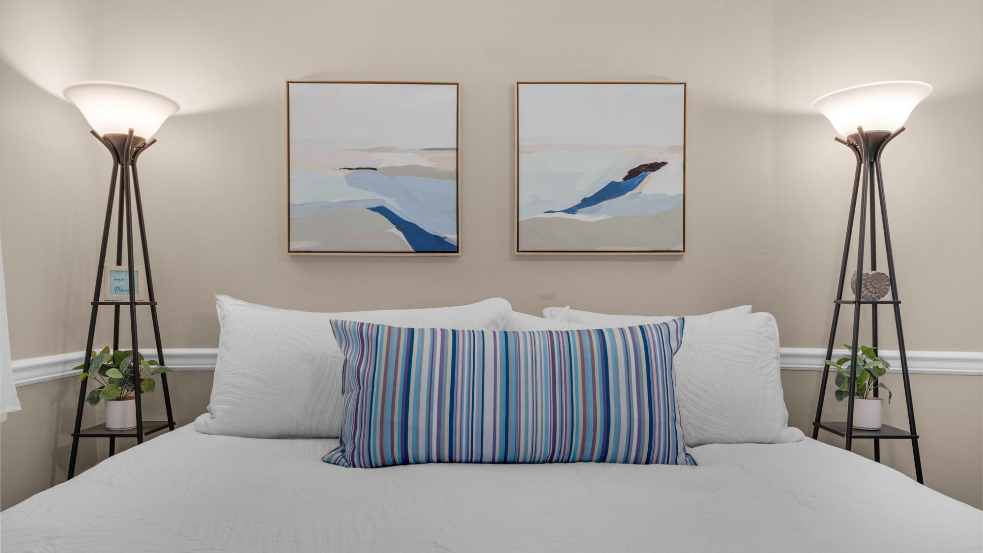 Moondrifter 405 Bedroom