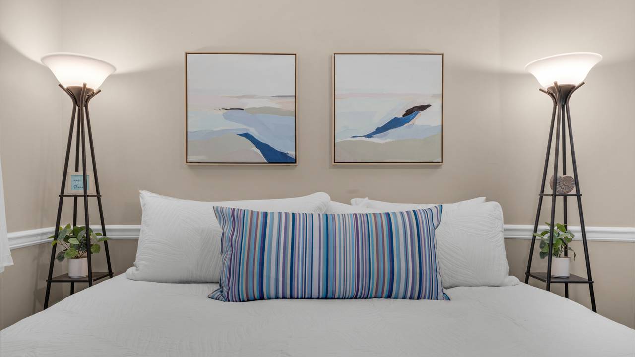 Moondrifter 405 Bedroom Moondrifter 405 Bedroom