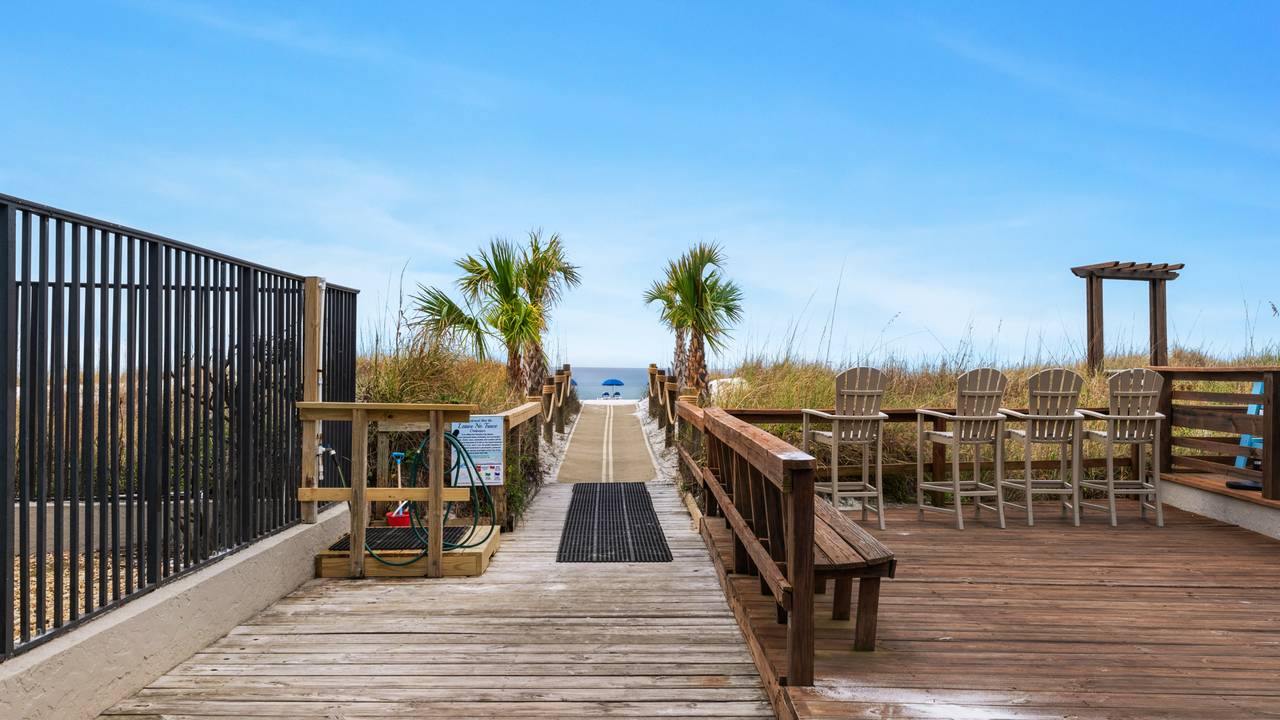 MD405 Beach Area MD405 Beach Area