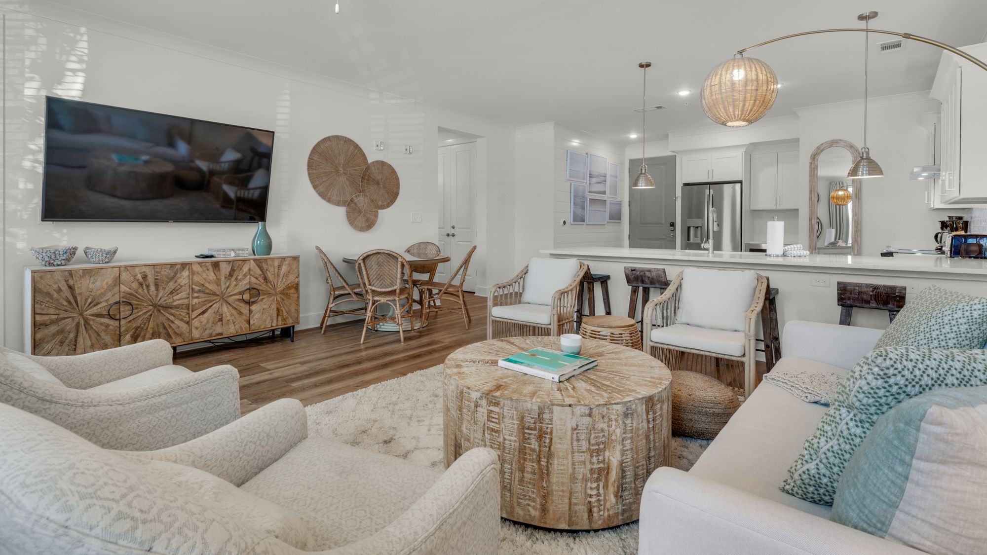 Pinewood 317 Living Area